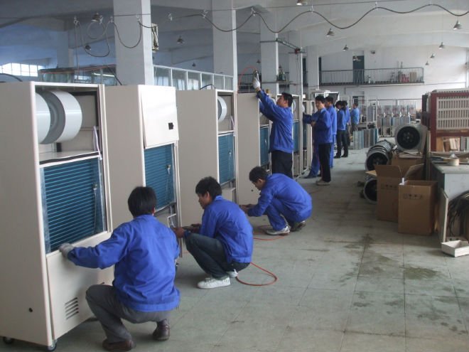 30kg/hr Auto Dehumidity Machine in the Factory and Warehouse